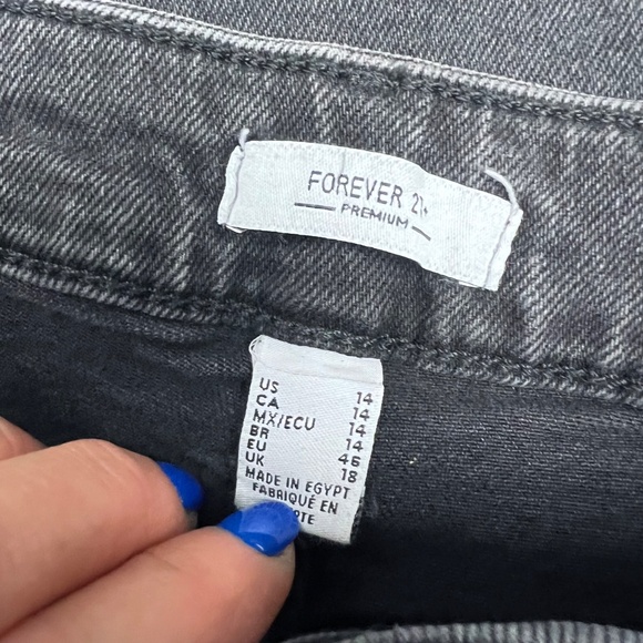 👖|•FOREVER 21•| Faded Black Flare Leg Super High Rise Slim Fit Regular Length👖 - Picture 5 of 11